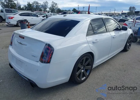 2014 Chrysler 300 Srt8 z USA, uszkodzony, nr VIN 2C3CCAFJ9EH211604